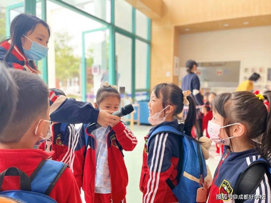 遇事不慌，聽從指揮！柏林陽光幼兒園校車安全演練，為愛護航！