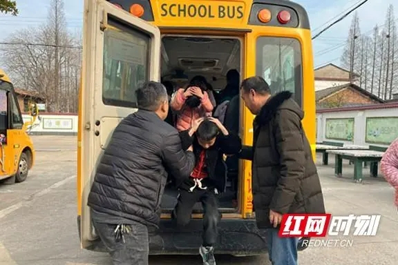 南縣浪拔湖：織密校車“安全網” 守護學生平安行