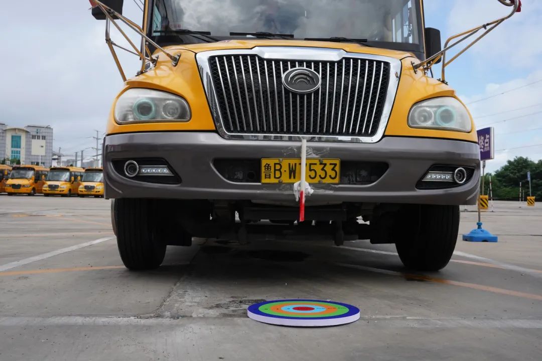 校車駕駛員技能“大比武” | 2000余名“老司機(jī)”亮出真功夫