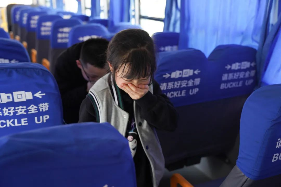 園外校車遇險(xiǎn)應(yīng)急演練 | 安全出發(fā),平安到家 圖片