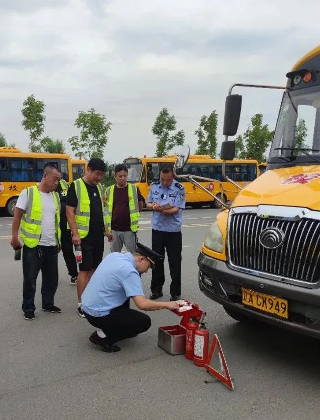 強化校車安全管理,學生安全比天大的事還大! 圖片