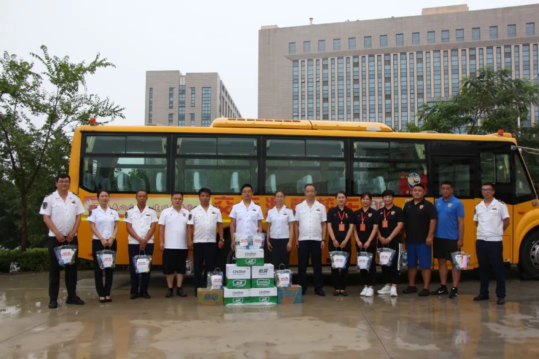 問(wèn)需于客 精準(zhǔn)保障 | 溫馨校車(chē)公司圓滿(mǎn)完成“海神杯”綜合保障工作任務(wù) 圖片