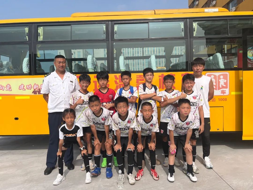 問(wèn)需于客 精準(zhǔn)保障 | 溫馨校車(chē)公司圓滿(mǎn)完成“海神杯”綜合保障工作任務(wù) 圖片