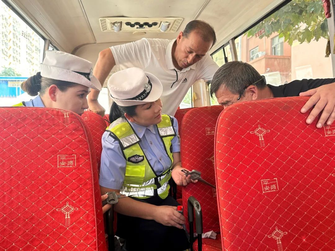 【開學季】擰緊校車“安全閥” 筑牢學生“平安路” 圖片
