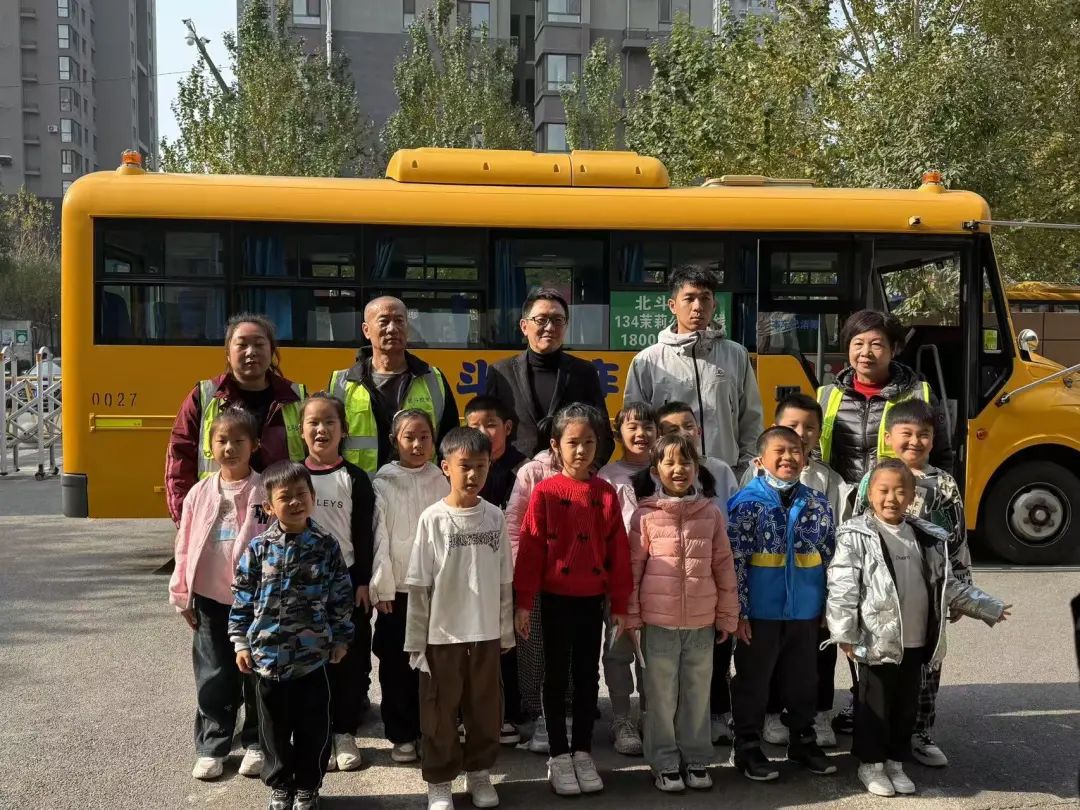 【南京一校長白島二分校】安全乘坐校車 平安快樂成長——校車安全演練 圖片