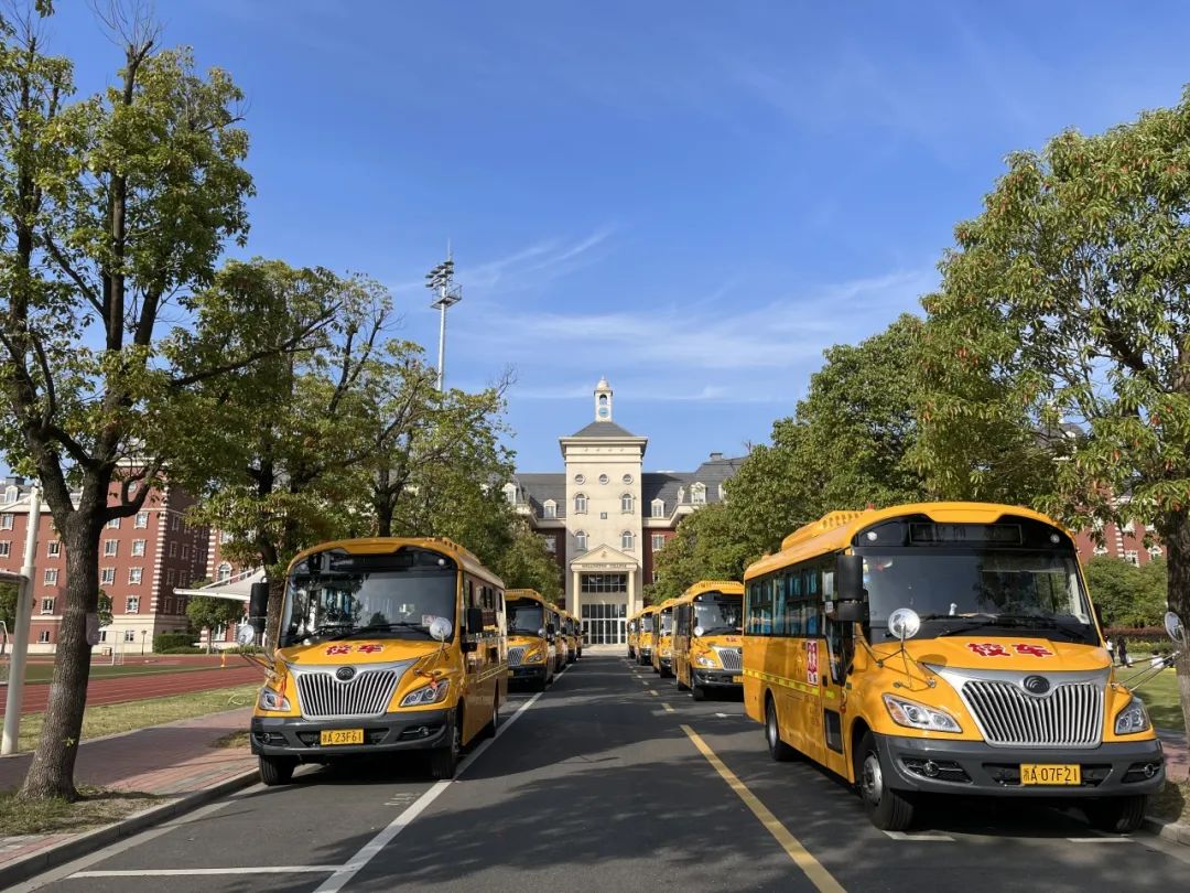 喜迎六一 安康端午|長運(yùn)安馨校車與大同中心小學(xué)攜手舉辦“安馨號列車·棕香漫六一”主題活動(dòng) 圖片