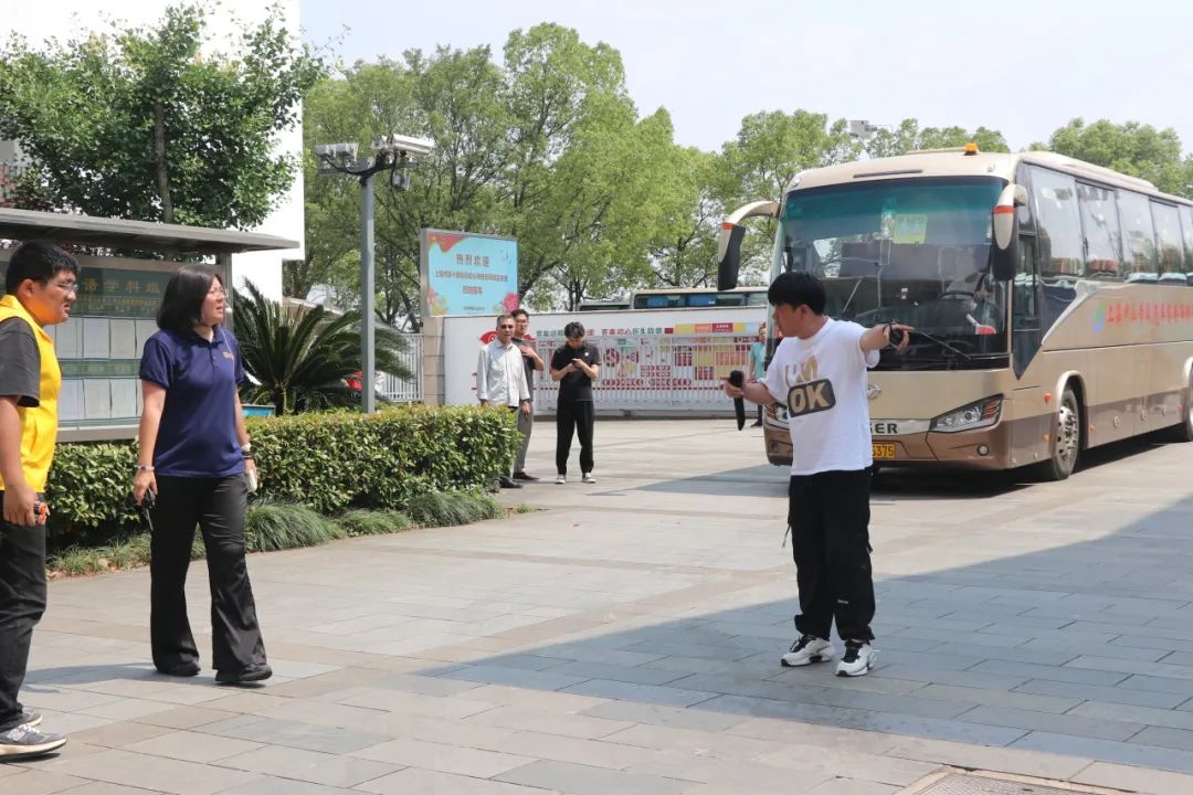金澤中學開展校車應急疏散演練活動