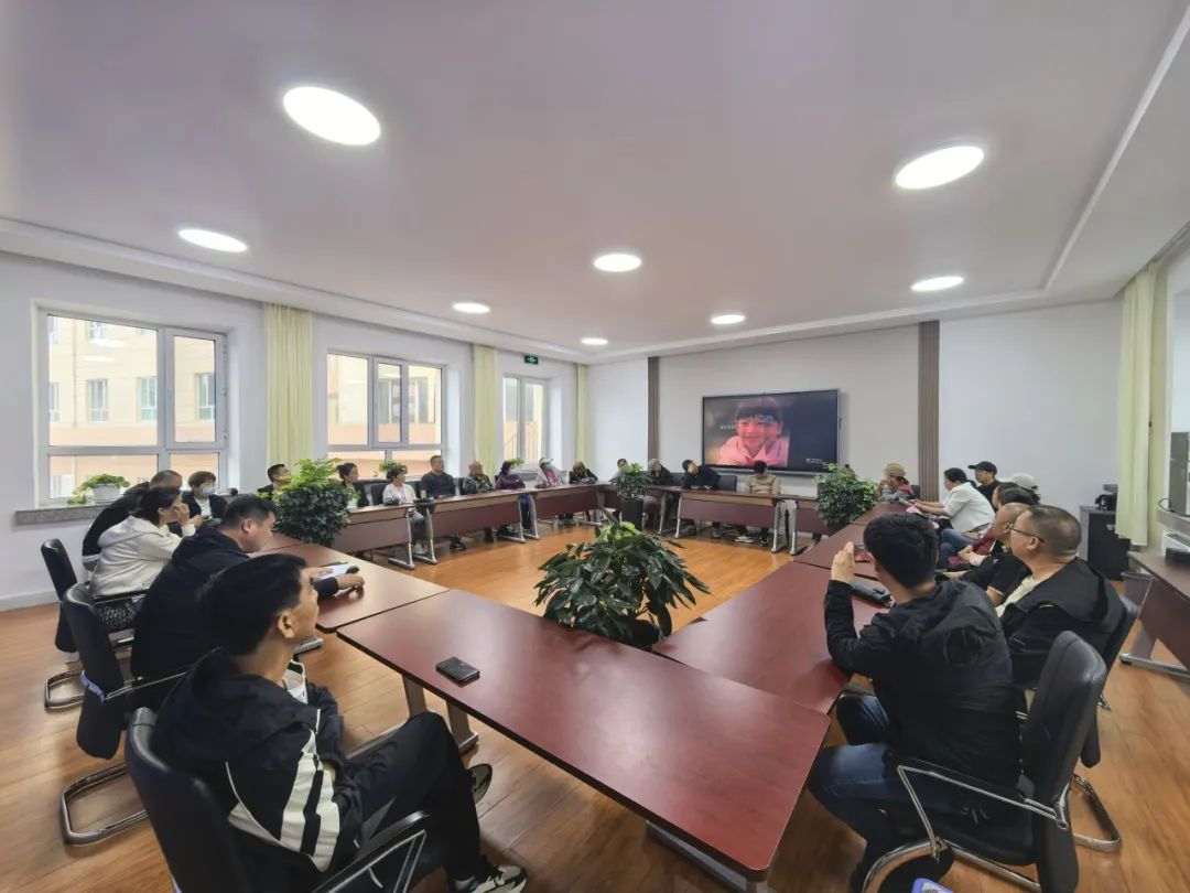 筑牢校車安全防線,守護平安上學路|立新實驗小學開展校車安全專項培訓 圖片