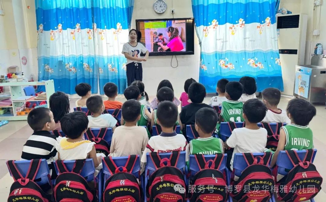 安全“童”行,用心護航——記博羅縣龍華梅雅幼兒園校車安全應急演練 圖片