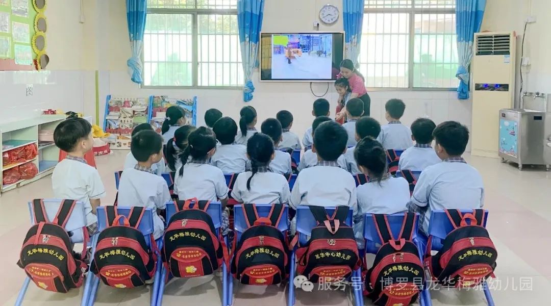 安全“童”行,用心護航——記博羅縣龍華梅雅幼兒園校車安全應急演練 圖片
