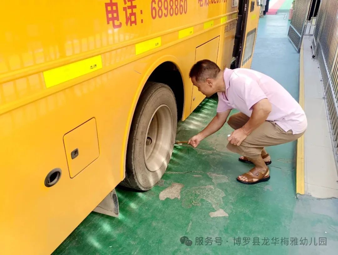 安全“童”行,用心護航——記博羅縣龍華梅雅幼兒園校車安全應急演練 圖片