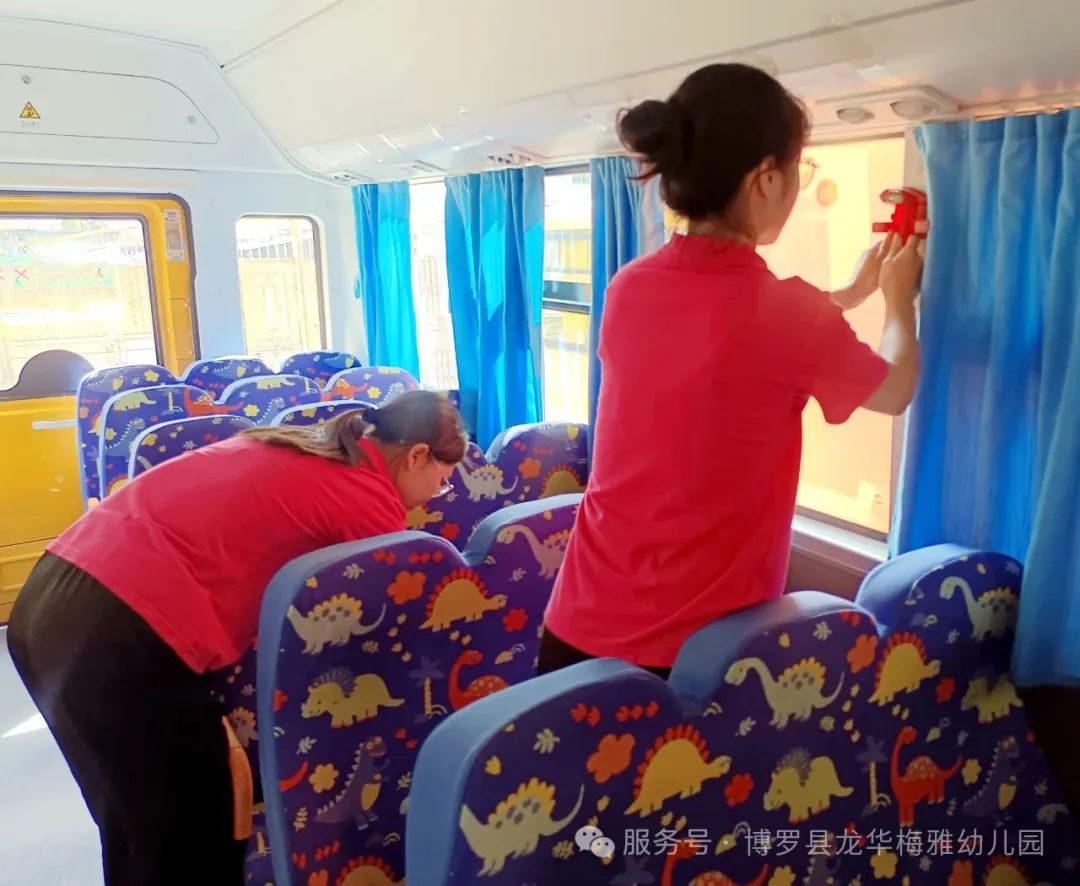 安全“童”行,用心護航——記博羅縣龍華梅雅幼兒園校車安全應急演練 圖片