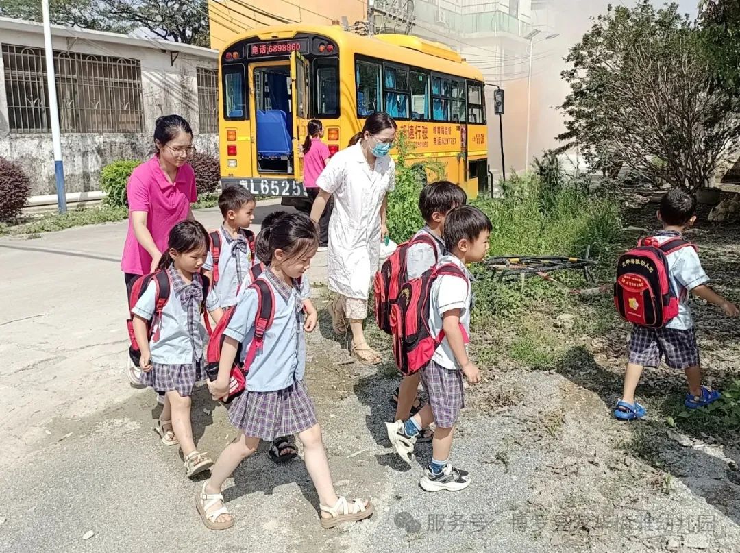 安全“童”行,用心護航——記博羅縣龍華梅雅幼兒園校車安全應急演練 圖片