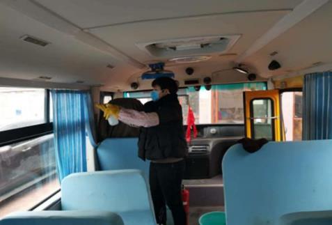 冷水灘:為校車安全打上“防疫針” 冷水灘:為校車安全打上“防疫針”