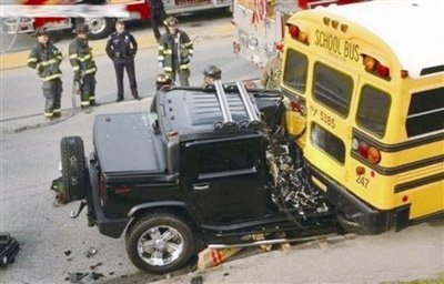 美國校車“特權”多 安全系數僅次總統專車