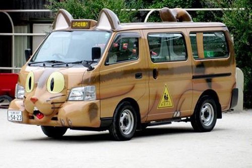 日本校車(chē)也賣(mài)“萌”　連大人都想坐（圖）
