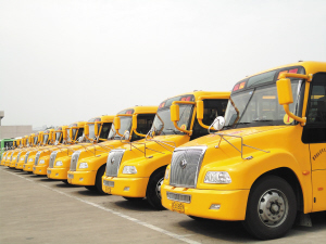 快給校車加上一層“法規裝甲”(圖)