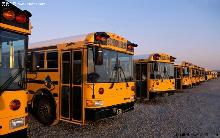 看看國外的校車 我們拿什么拯救你——小孩