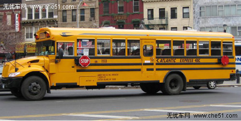 看看國外的校車 我們拿什么拯救你——小孩