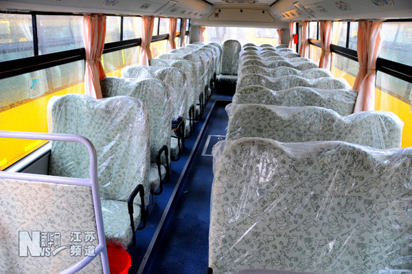 太倉35輛新宇通校車將投入使用/ 太倉35輛新宇通校車將投入使用