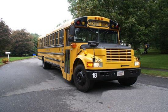 國(guó)外校車制度給我們的啟示(圖) 國(guó)外校車制度給我們的啟示(圖)