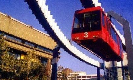 國(guó)外校車制度給我們的啟示(圖) 國(guó)外校車制度給我們的啟示(圖)