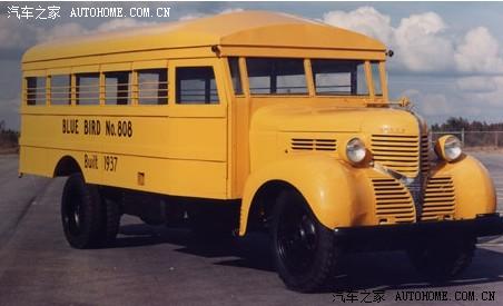 美國校車應對司機盲區的方法