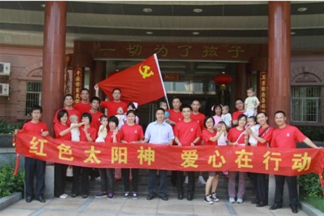 太陽神員工熱心公益 多次在天聲一隊捐款校車