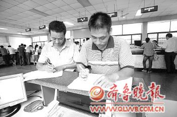 校車駕駛員今年得申請路線