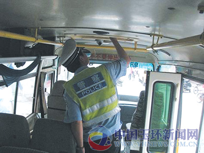 坎門：學生未報到 校車先檢查