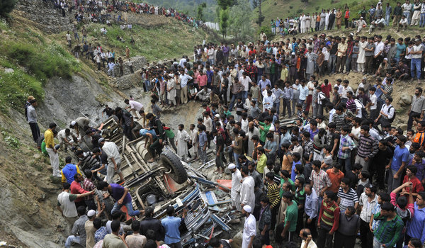 印度為何一再發生校車慘劇？
