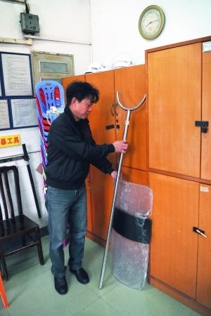 開學首日烏龍媽媽把兒子送錯校車 全城尋兒 開學首日烏龍媽媽把兒子送錯校車 全城尋兒