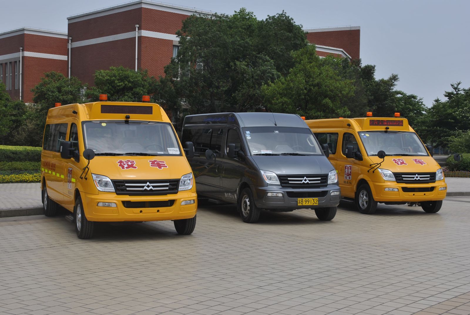 以校車安全運營破解學校管理之難