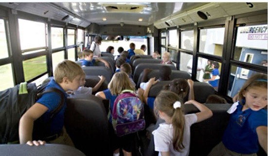 美國旅行見聞 感受老美的校車文化(圖) \