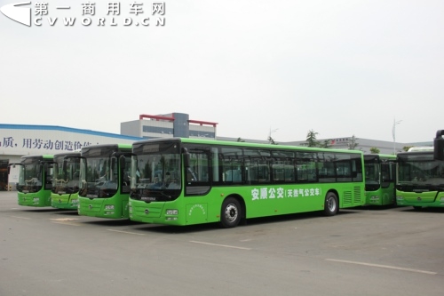 燃氣客車是目前的市場熱點，以公交車需求為主