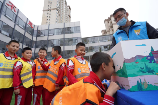 宇通&壹基金兒童交通安全公益行再出發 首站落地呼和浩特、紹興雙城 宇通&壹基金兒童交通安全公益行再出發 首站落地呼和浩特、紹興雙城