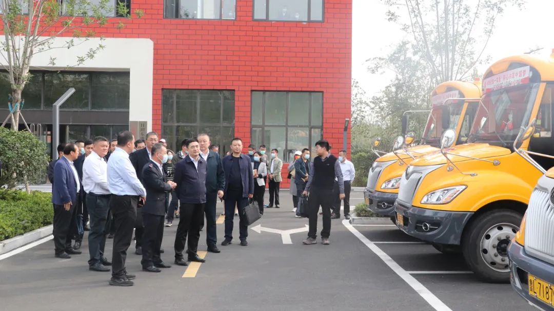 加強校車安全管理,確保學生安全出行!東港區校車安全管理聯席會議召開 圖片