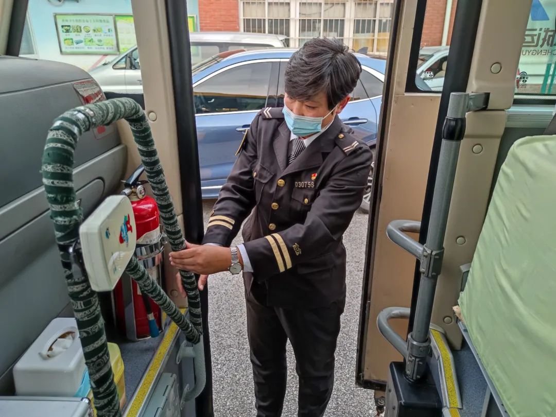 城運控股集團交運溫馨校車公司全面開啟“冬防模式” 圖片