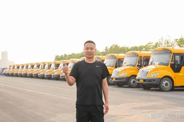 黃驊校車聯手宇通,把公益做成事業 黃驊校車聯手宇通,把公益做成事業