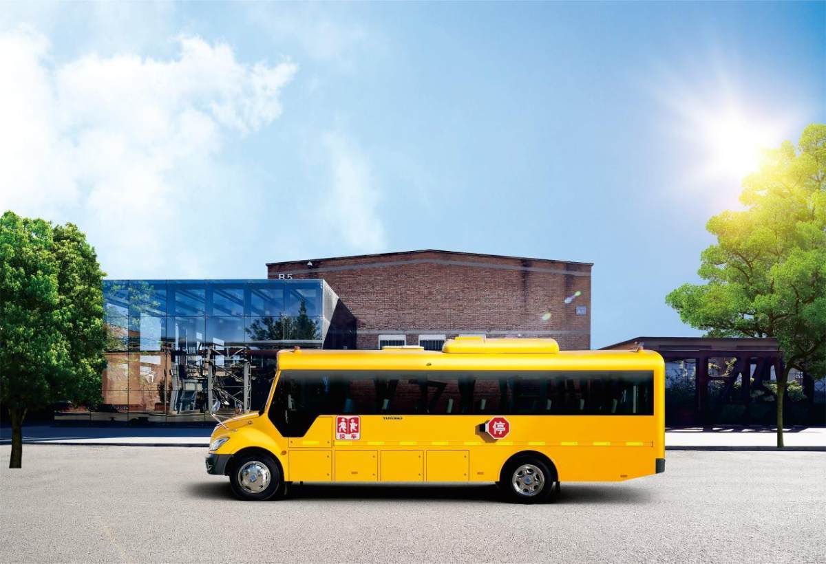 做通勤路上的“鋼鐵防線”,宇通校車實景演練護航上學路 做通勤路上的“鋼鐵防線”,宇通校車實景演練護航上學路