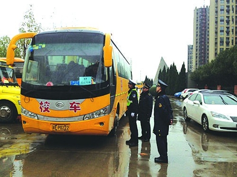 江蘇:蘇州市開展對校車安全隱患排查 江蘇:蘇州市開展對校車安全隱患排查