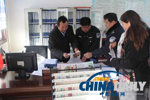 山東：河東交警開展“零容忍”校車安全大檢查行動