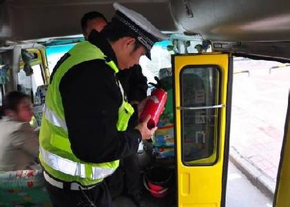 增城開展校車安全大檢查/ 增城開展校車安全大檢查