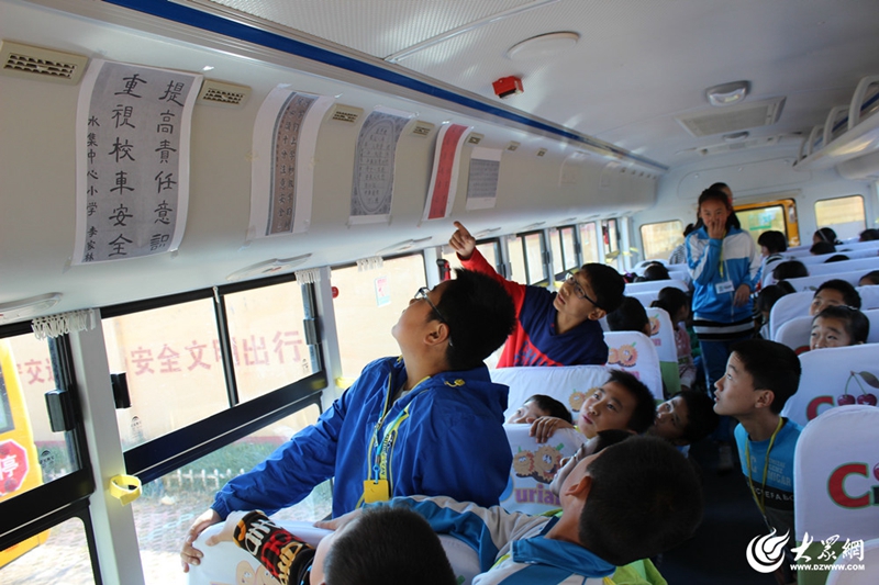 山東:萊西交運鄉村校車滿6歲啦!已平安護送2萬余名孩子上學 點擊瀏覽下一張