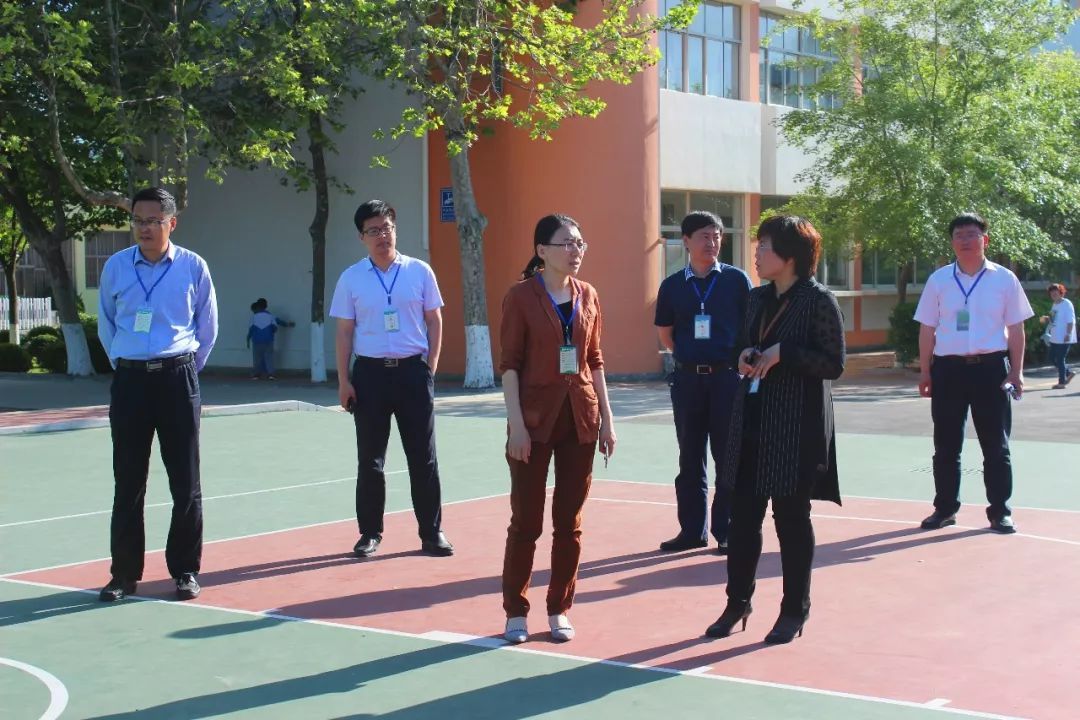 山東榮成:市政府副市長王繼靜督查我市校園校車安全工作 山東榮成:市政府副市長王繼靜督查我市校園校車安全工作