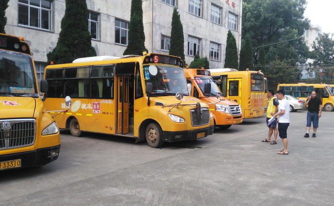湖南常德漢壽縣:規范暑期校車安全管理 確保校車運營安全 湖南常德漢壽縣:規范暑期校車安全管理 確保校車運營安全