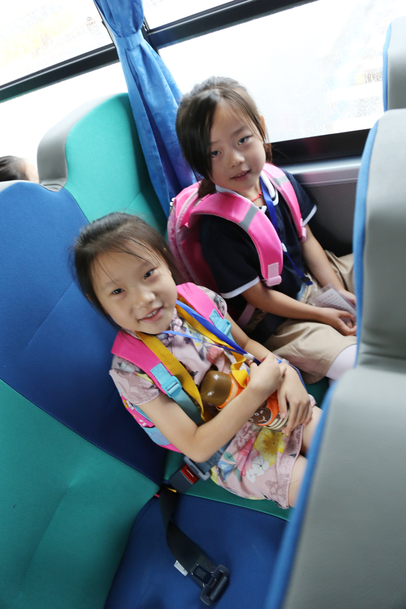 江蘇連云港贛榆區(qū)：學(xué)生今日起坐上專(zhuān)用校車(chē)