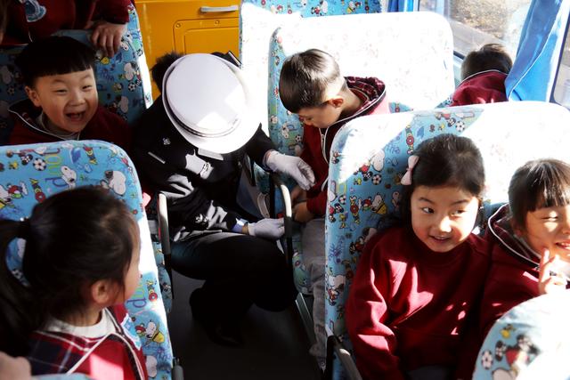 全國中小學(xué)生安全教育日 | 校車安全演練ing~