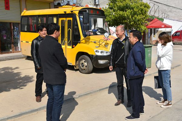 霍邱縣督查組開展校車安全專項(xiàng)督查
