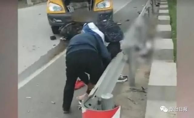 關注 | 煙臺三少年同騎一輛摩托車與校車相撞，1死2傷
